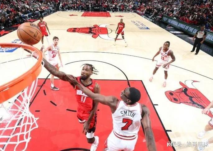 PG电子官方入口-火箭胜公牛，结束3连败！小史密斯关键时刻连得8分，申京23+7+11